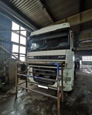 Фото результата замены лобового стекла грузового авто DAF